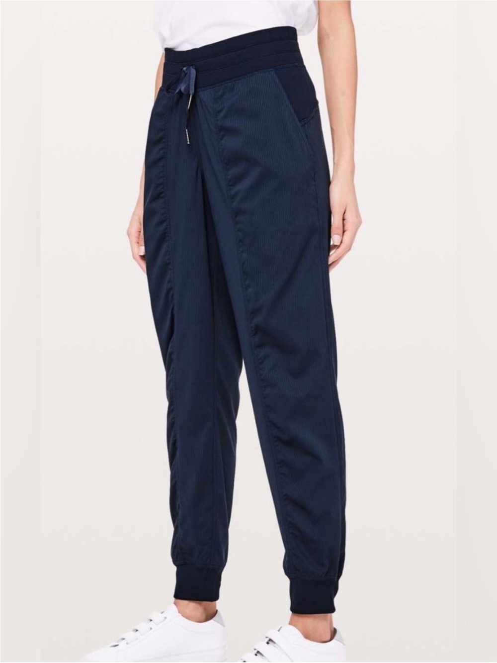 Lululemon Dance Studio Joggers Size 6 Navy Blue